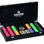 CARTAMUNDI Zestaw 300 żetonów do pokera Copag Clay Composite z nominałem w drewnianej walizce (Luxury Texas Hold’em Poker Set)